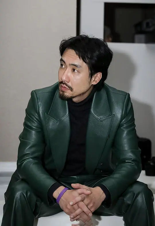 董博睿