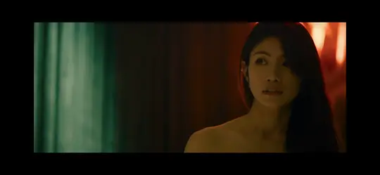 山中森林剧照