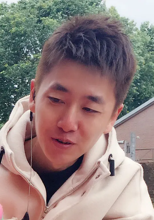 张以豪