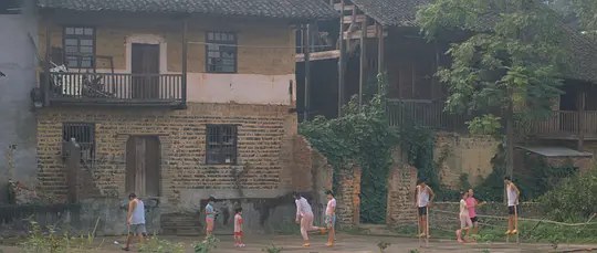 我们的童年剧照