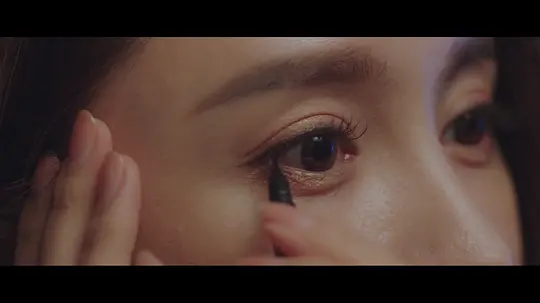 红纸鹤剧照