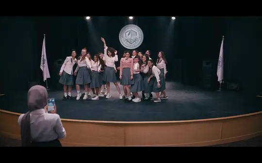 阿若瓦比女校 第二季剧照