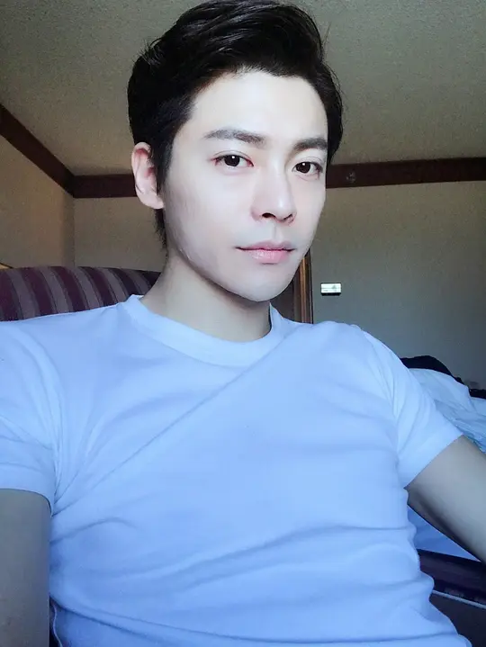 王佳俊