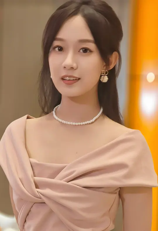 侯呈玥