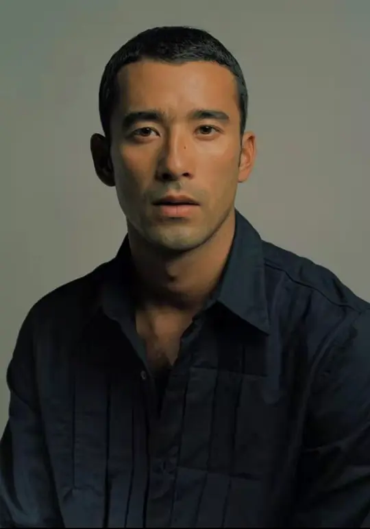 真木藏人