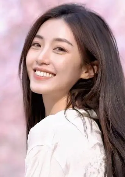 赵佳
