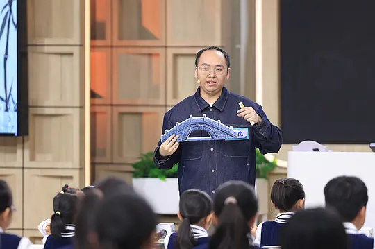 超级语文课第四季剧照