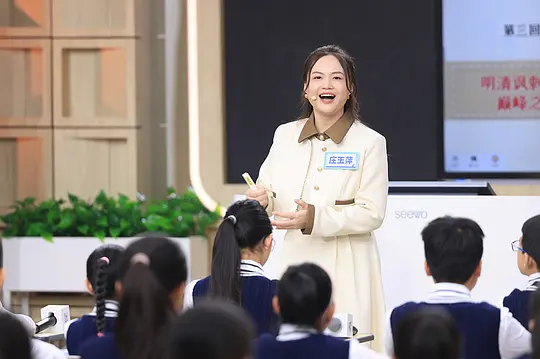 超级语文课第四季剧照